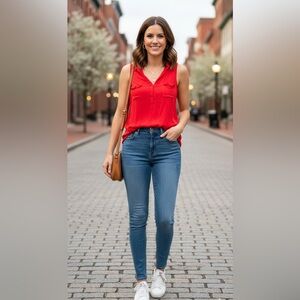 Splendid Sleeveless Collared Blouse